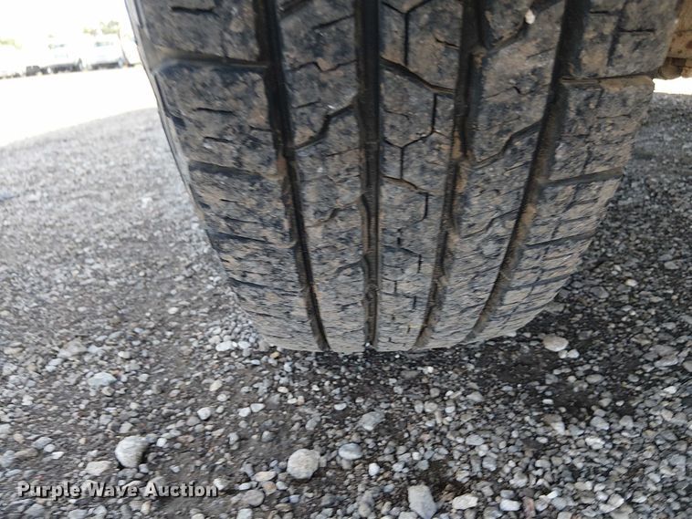 image for item EG1693 2012 Dodge Ram 3500 flatbed truck