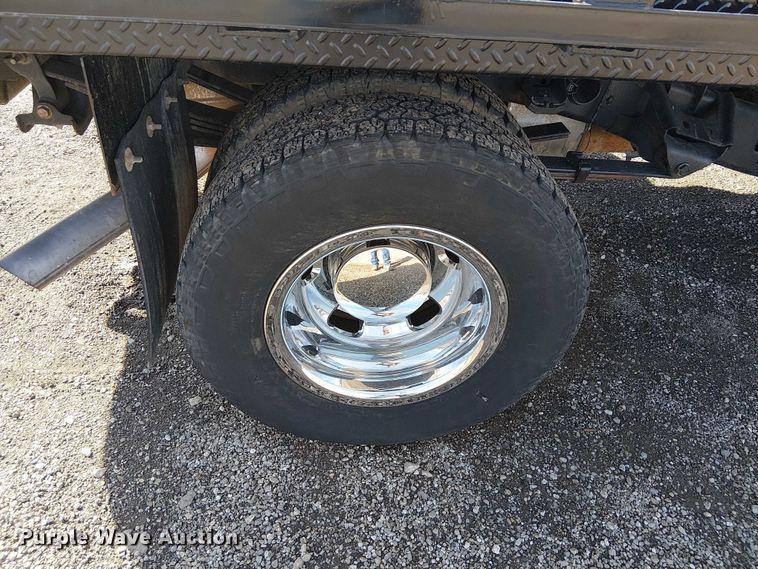 image for item EG1693 2012 Dodge Ram 3500 flatbed truck