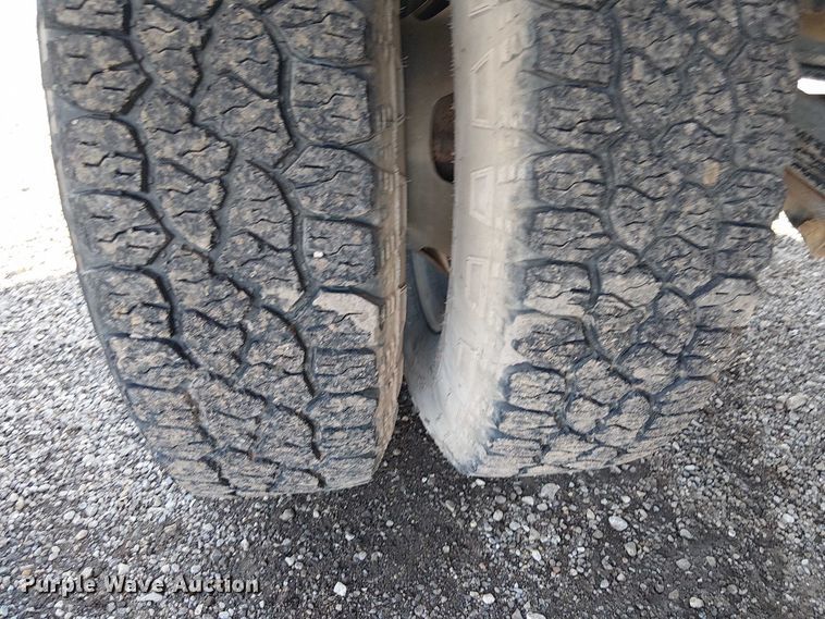 image for item EG1693 2012 Dodge Ram 3500 flatbed truck