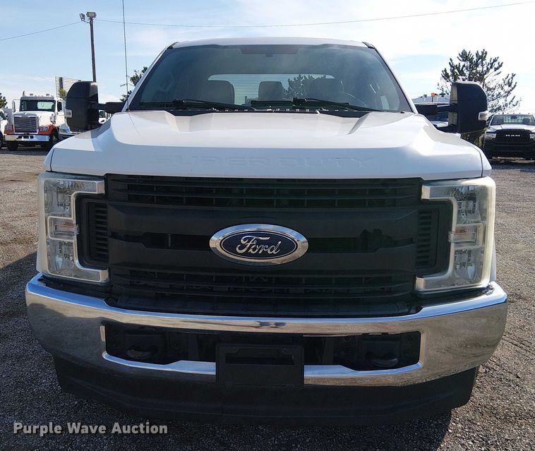 image for item EG1694 2019 Ford F250 Super Duty XL Crew Cab pickup truck