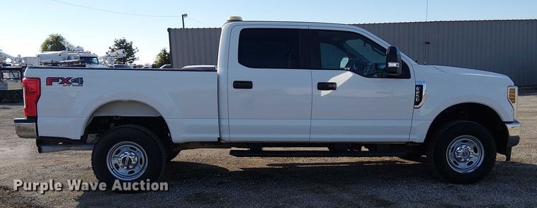 image for item EG1694 2019 Ford F250 Super Duty XL Crew Cab pickup truck