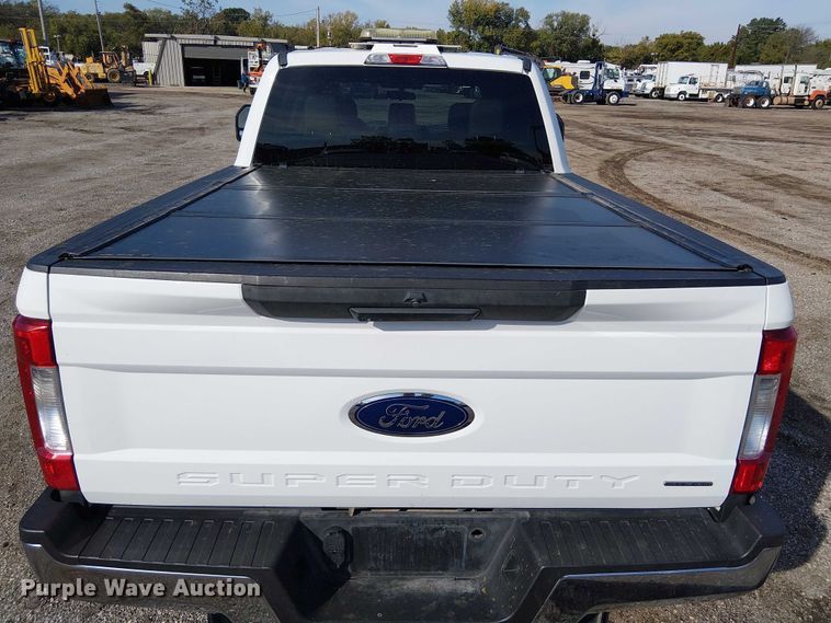 image for item EG1694 2019 Ford F250 Super Duty XL Crew Cab pickup truck