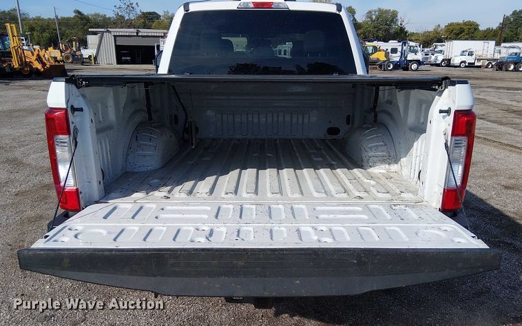 image for item EG1694 2019 Ford F250 Super Duty XL Crew Cab pickup truck