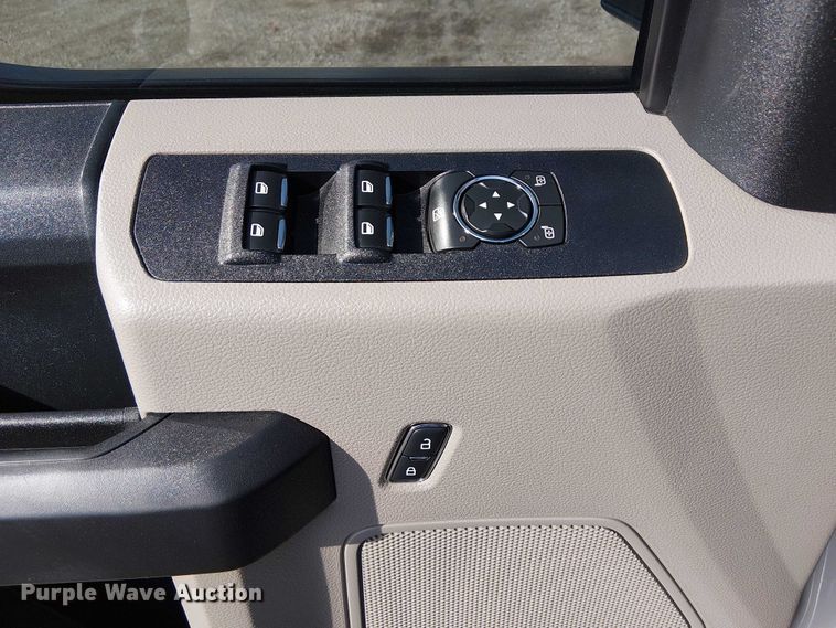 image for item EG1694 2019 Ford F250 Super Duty XL Crew Cab pickup truck