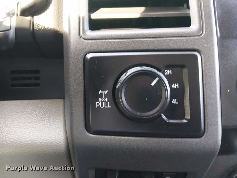 image for item EG1694 2019 Ford F250 Super Duty XL Crew Cab pickup truck