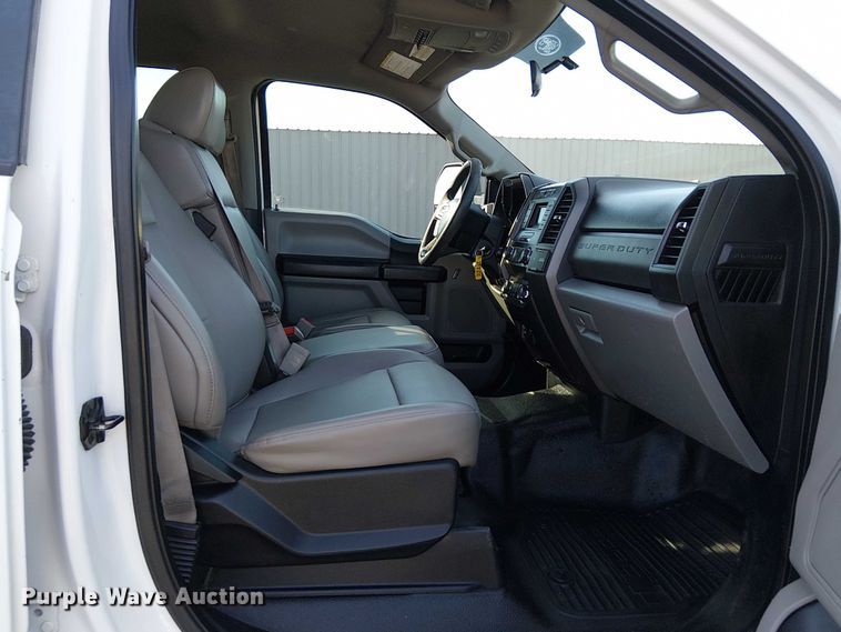 image for item EG1694 2019 Ford F250 Super Duty XL Crew Cab pickup truck