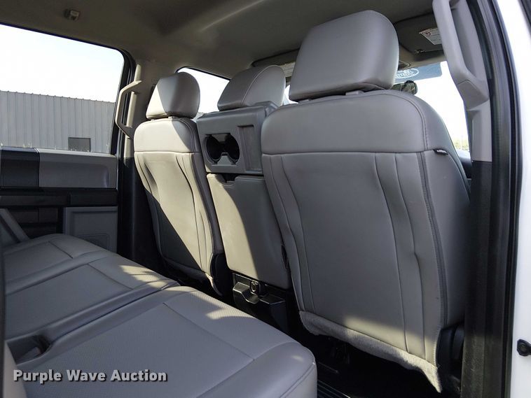 image for item EG1694 2019 Ford F250 Super Duty XL Crew Cab pickup truck