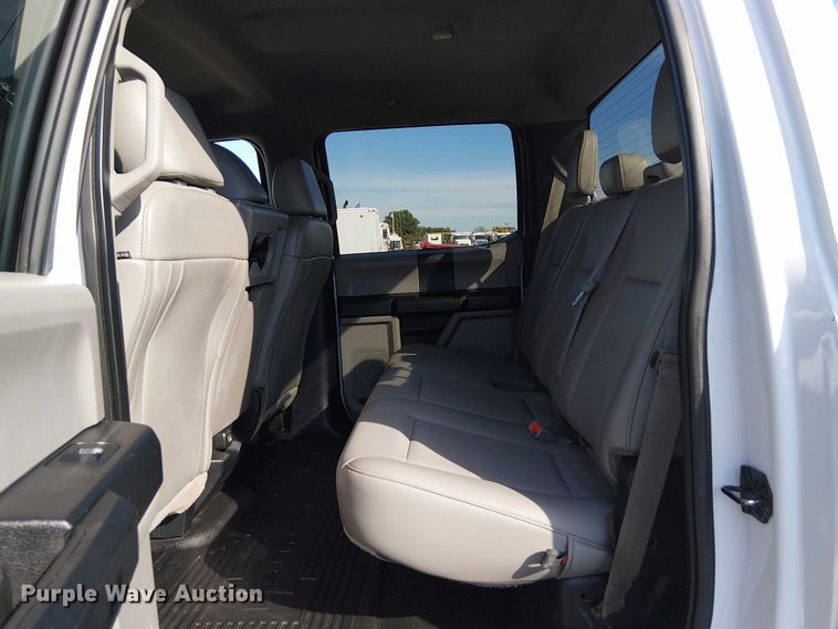 image for item EG1694 2019 Ford F250 Super Duty XL Crew Cab pickup truck