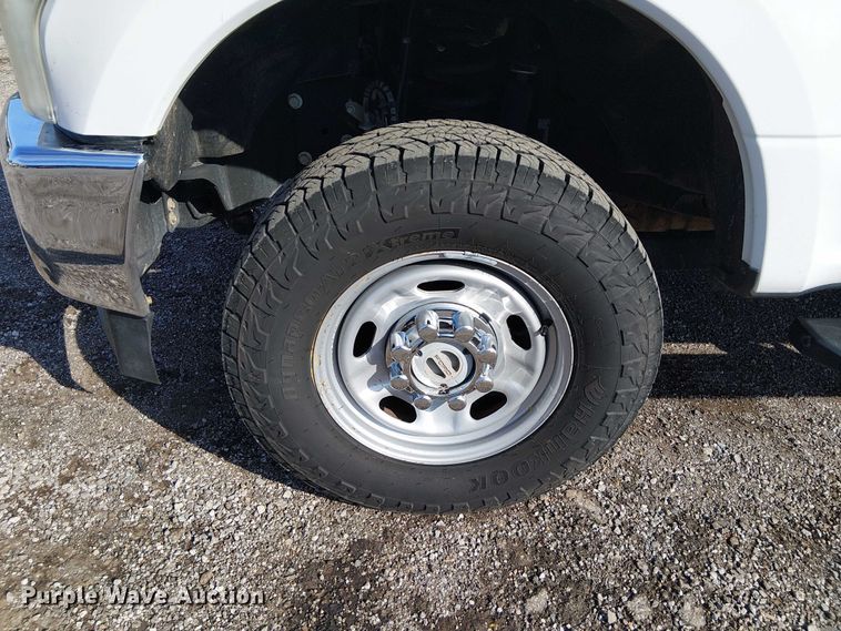 image for item EG1694 2019 Ford F250 Super Duty XL Crew Cab pickup truck