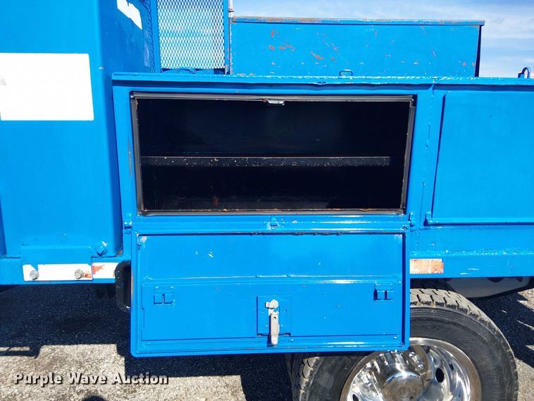 image for item EG1695 2016 Ford F450 Super Duty XL utility / service truck