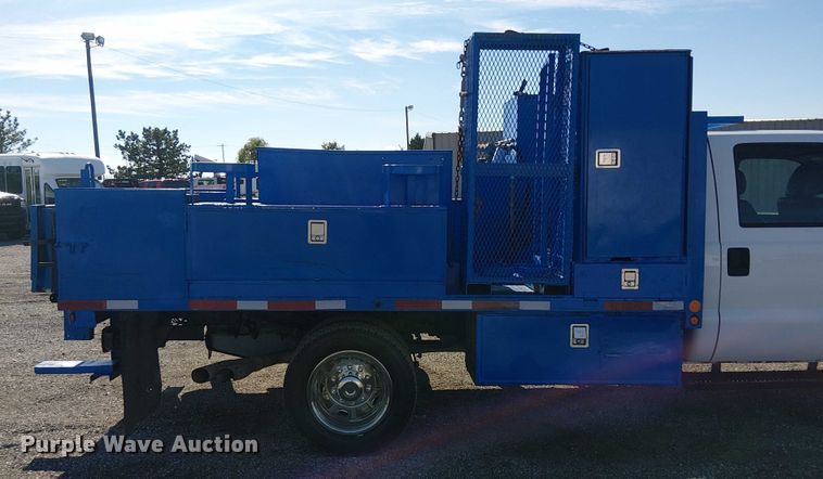 image for item EG1695 2016 Ford F450 Super Duty XL utility / service truck