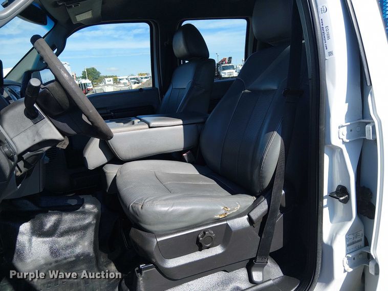 image for item EG1695 2016 Ford F450 Super Duty XL utility / service truck