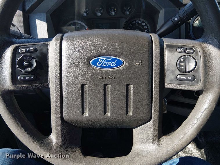 image for item EG1695 2016 Ford F450 Super Duty XL utility / service truck