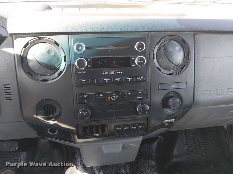 image for item EG1695 2016 Ford F450 Super Duty XL utility / service truck