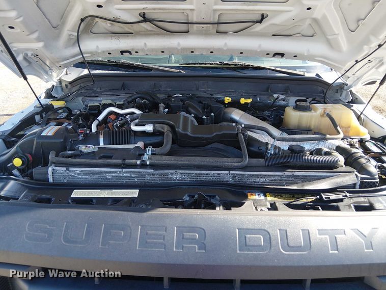 image for item EG1695 2016 Ford F450 Super Duty XL utility / service truck