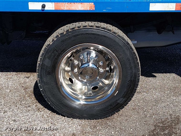 image for item EG1695 2016 Ford F450 Super Duty XL utility / service truck