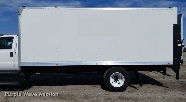 image for item EG1697 2016 Ford F650 Super Duty box truck