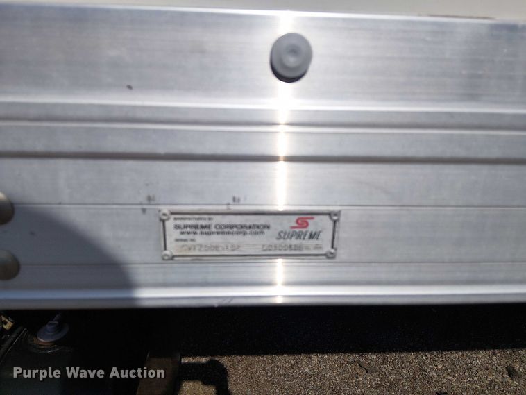 image for item EG1697 2016 Ford F650 Super Duty box truck