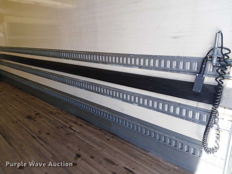 image for item EG1697 2016 Ford F650 Super Duty box truck