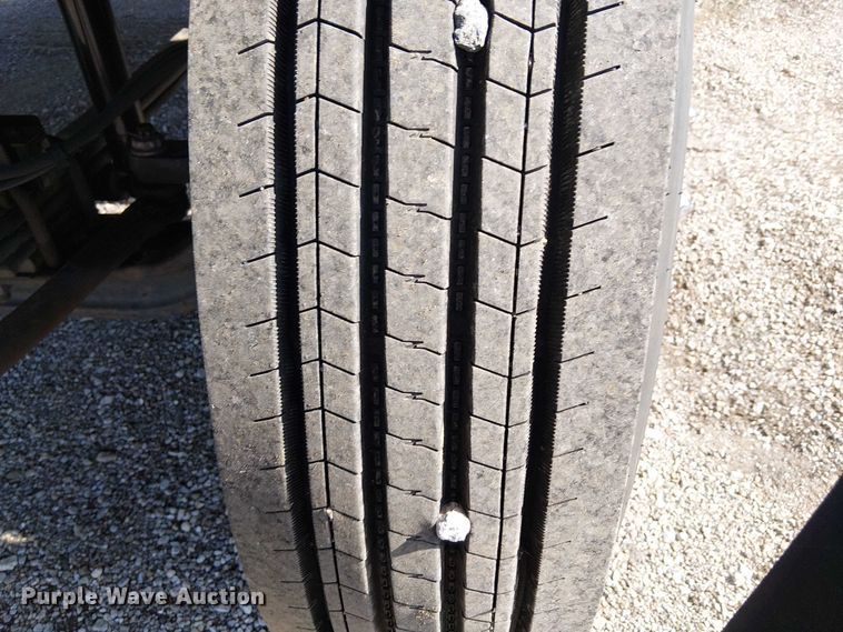 image for item EG1697 2016 Ford F650 Super Duty box truck