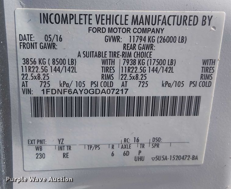 image for item EG1697 2016 Ford F650 Super Duty box truck