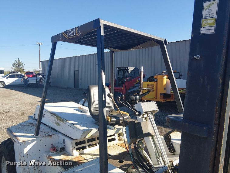 image for item EG1702 Clark  IT60 forklift