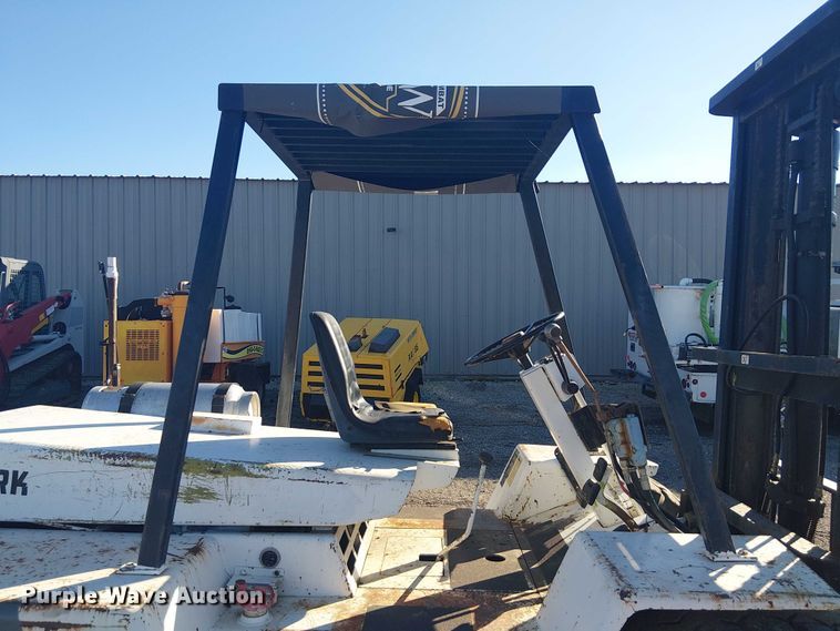 image for item EG1702 Clark  IT60 forklift