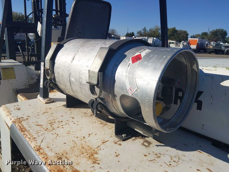 image for item EG1702 Clark  IT60 forklift