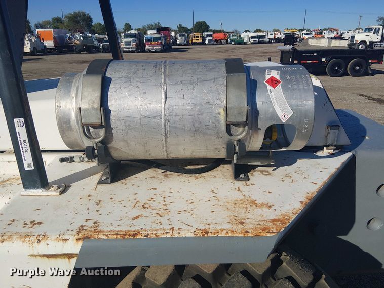 image for item EG1702 Clark  IT60 forklift