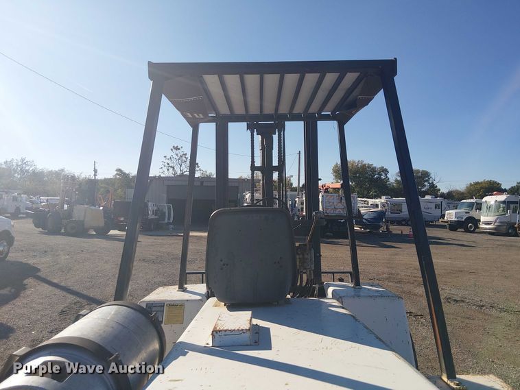 image for item EG1702 Clark  IT60 forklift