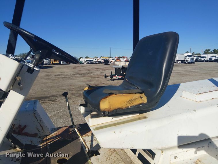 image for item EG1702 Clark  IT60 forklift