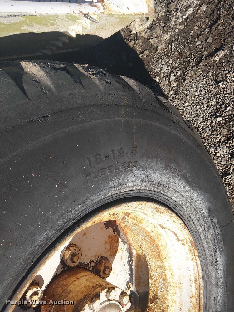 image for item EG1702 Clark  IT60 forklift