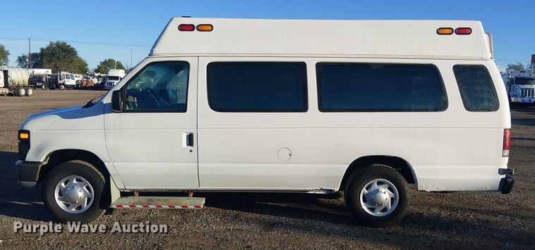 image for item EG1703 2011 Ford E250 handicap accessible van