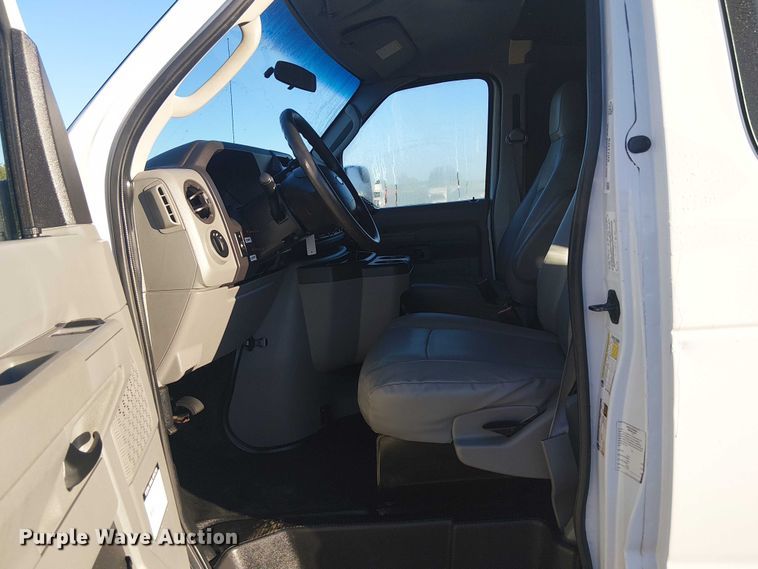 image for item EG1703 2011 Ford E250 handicap accessible van