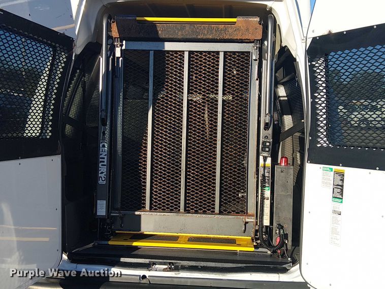 image for item EG1703 2011 Ford E250 handicap accessible van