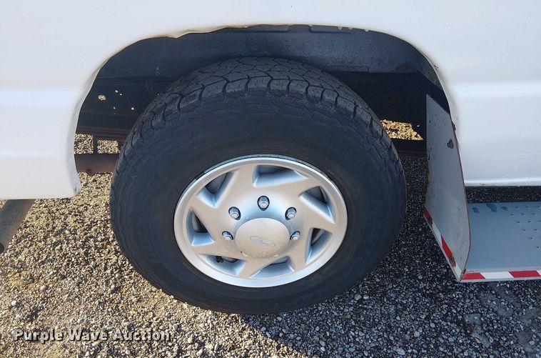 image for item EG1703 2011 Ford E250 handicap accessible van