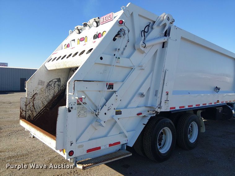 image for item EG1706 2018 Peterbilt 348 refuse truck