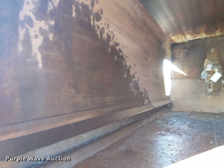 image for item EG1706 2018 Peterbilt 348 refuse truck