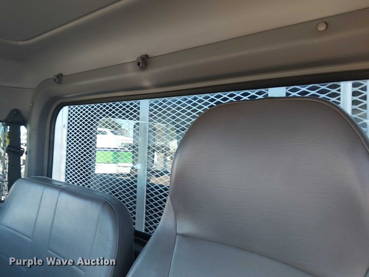 image for item EG1706 2018 Peterbilt 348 refuse truck