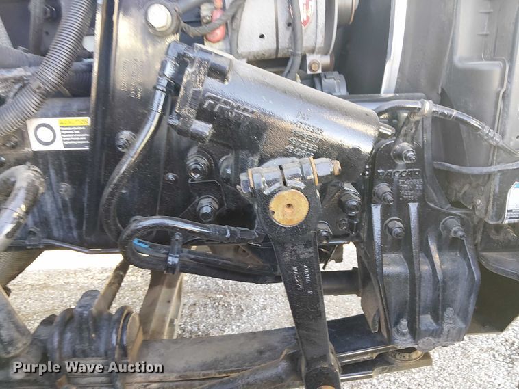 image for item EG1706 2018 Peterbilt 348 refuse truck