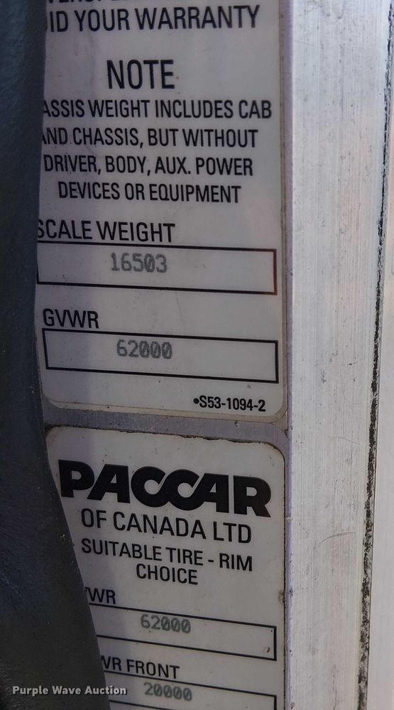 image for item EG1706 2018 Peterbilt 348 refuse truck