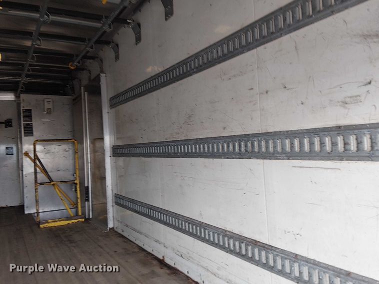 image for item EG1713 2012 Freightliner Business Class M2 box truck