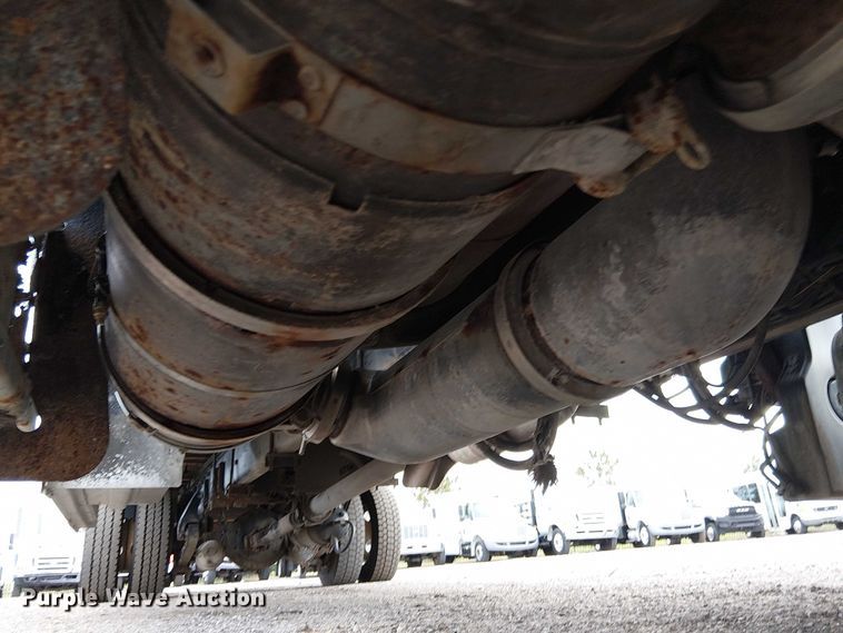 image for item EG1713 2012 Freightliner Business Class M2 box truck