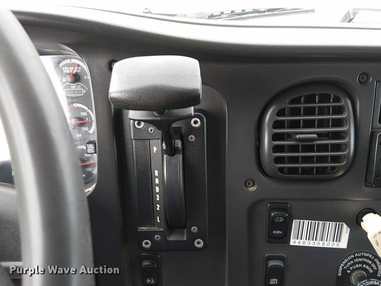 image for item EG1713 2012 Freightliner Business Class M2 box truck