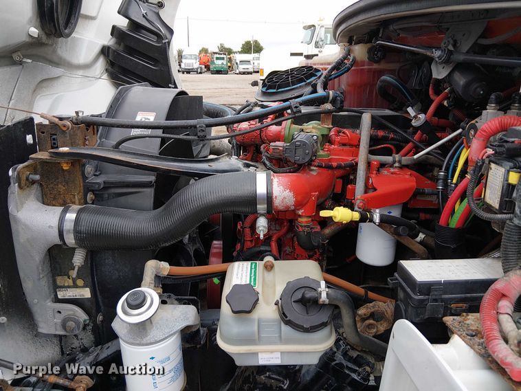 image for item EG1713 2012 Freightliner Business Class M2 box truck