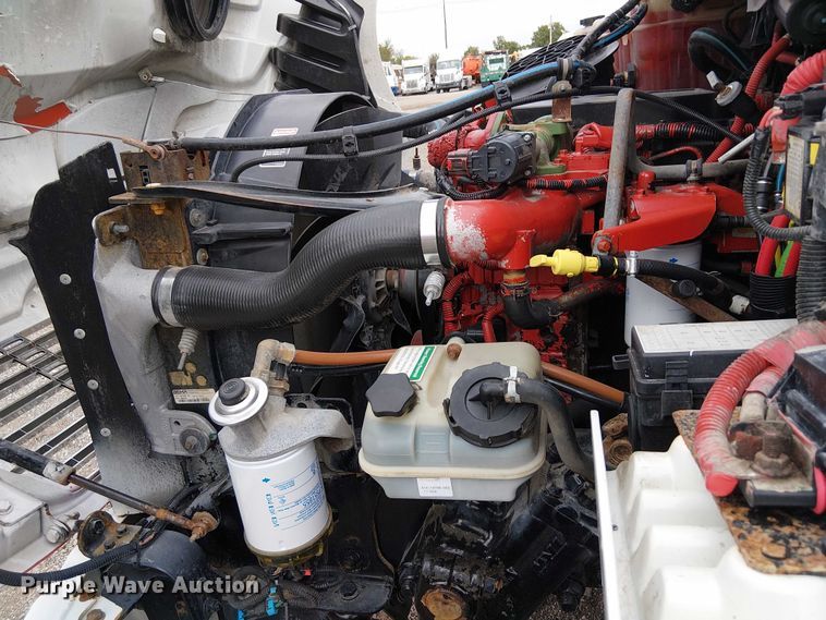 image for item EG1713 2012 Freightliner Business Class M2 box truck