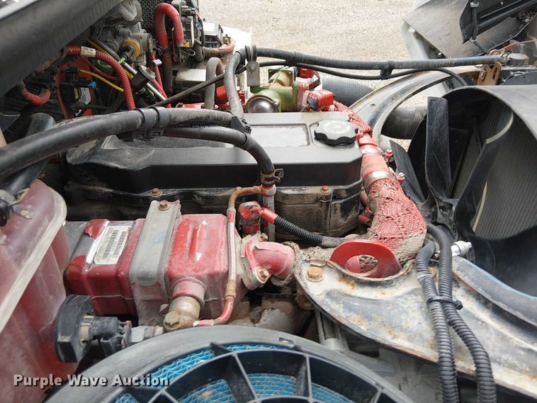 image for item EG1713 2012 Freightliner Business Class M2 box truck