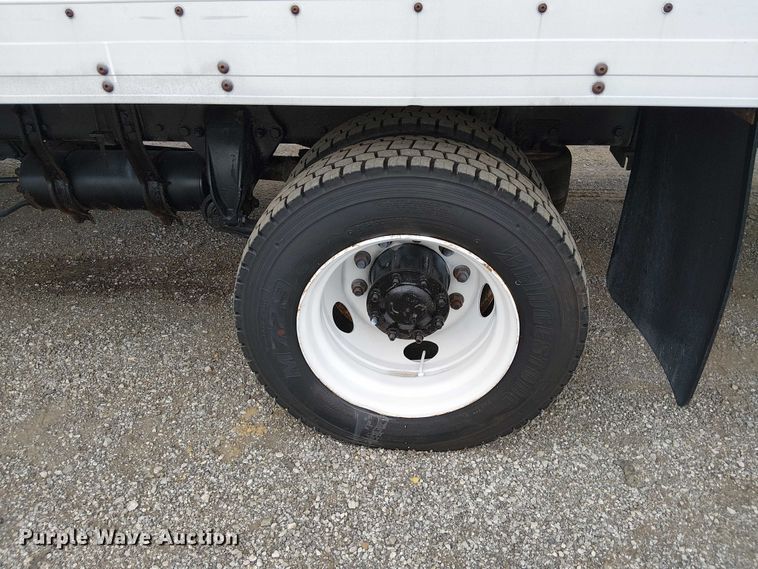 image for item EG1713 2012 Freightliner Business Class M2 box truck