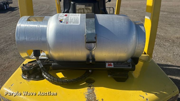 image for item EG1728 2014 Hyster H60FT forklift