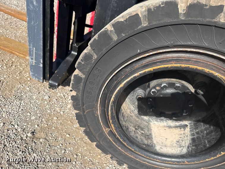 image for item EG1728 2014 Hyster H60FT forklift